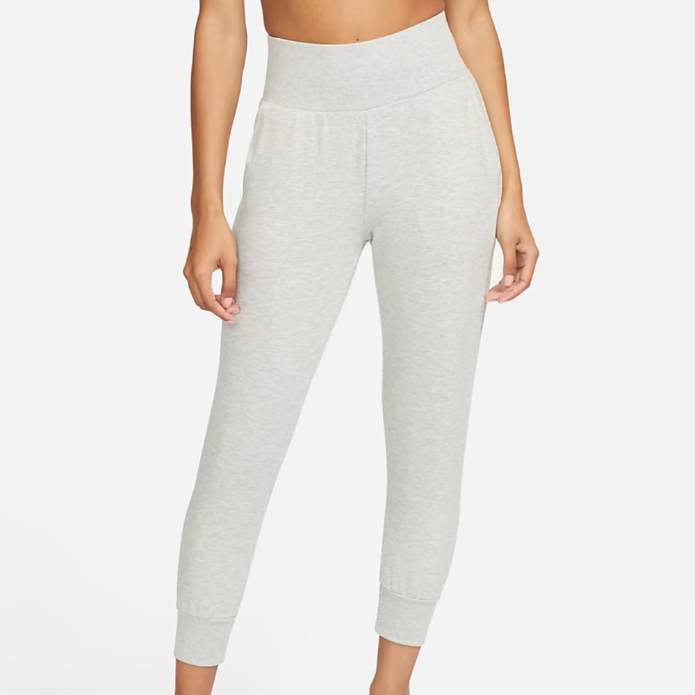 Nike Yoga Flow Pants. Cotton. Comfortable. Gently used. Washed once.
